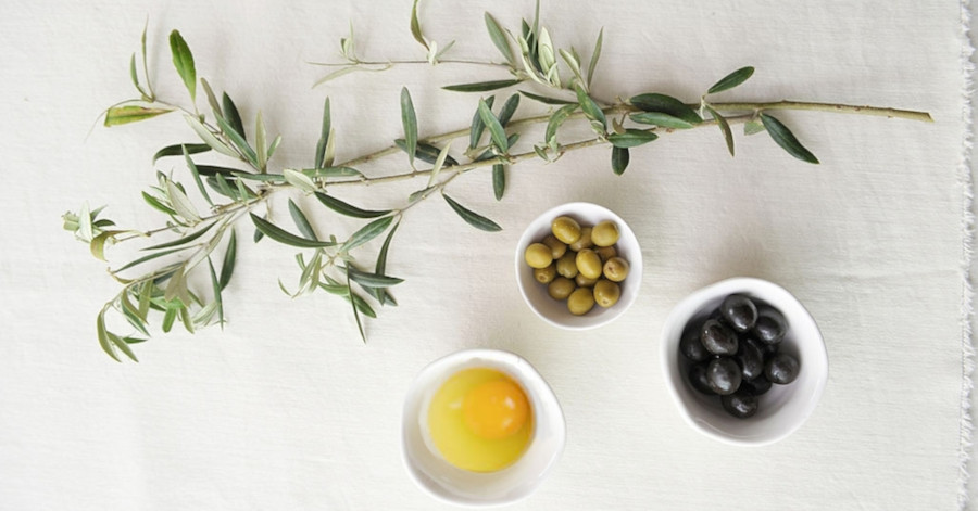 Mascarilla de aceite de oliva y huevo